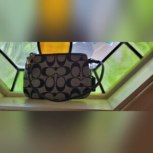 Coach signature wristlet Grey and Black